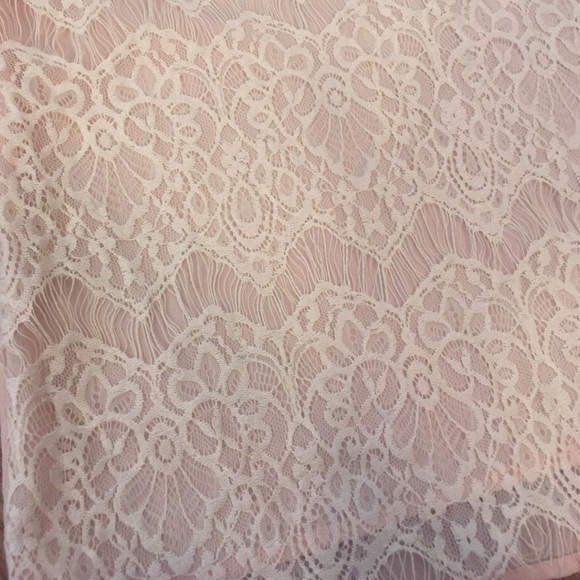 Eyelash lace top - Picture 2 of 2