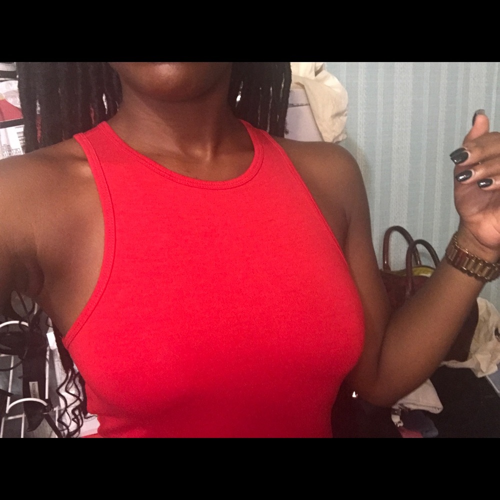 HOT RED DRESS - Picture 2 of 4