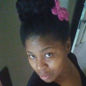 Meet your Posher, Sarai