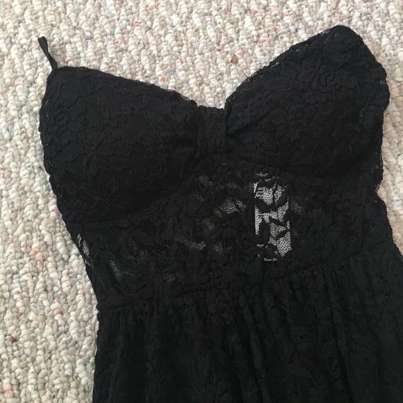 Dress - Picture 2 of 5