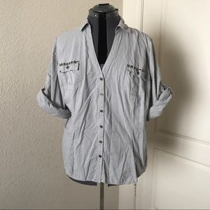 Grey 3/4 sleeve button down shirt