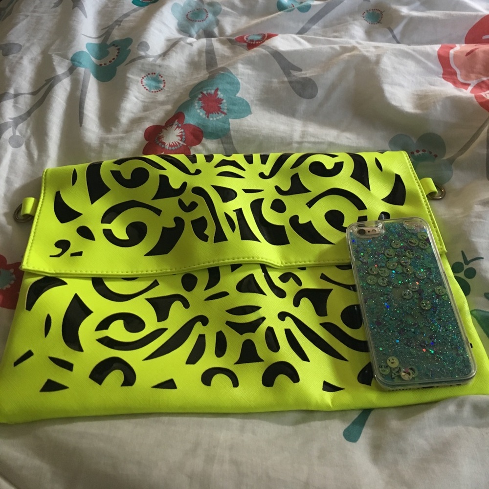 Yellow clutch