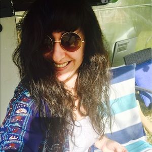 Meet your Posher, Francesca