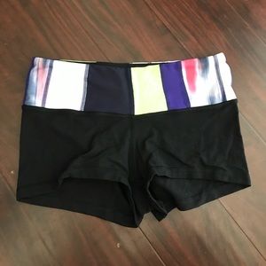 Cute booty short - great for hot yoga!