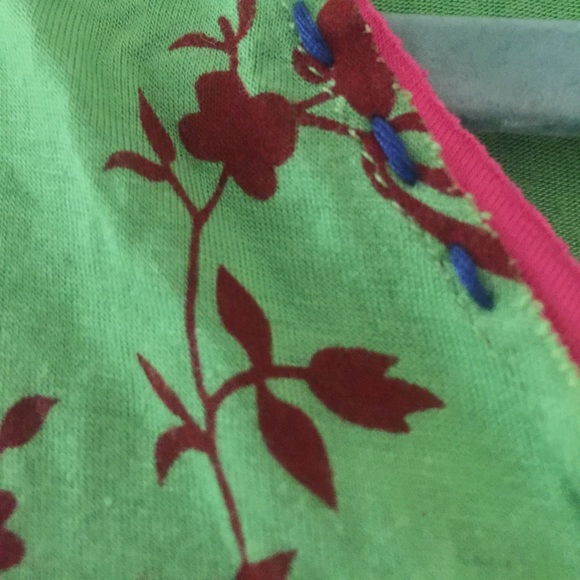 Large Beaded/Embroidered T-Shirt - Picture 3 of 4