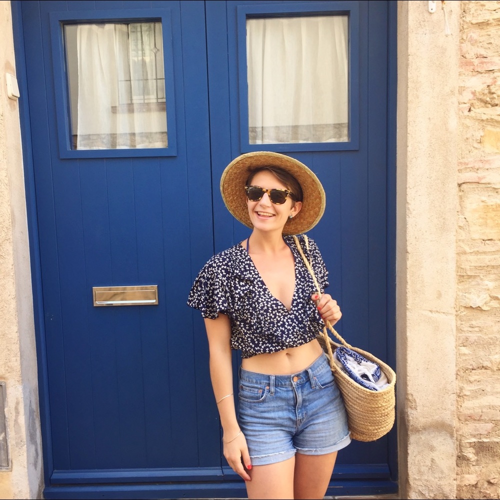 Meet your Posher, Christina