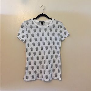 Pineapple patterned Tee!