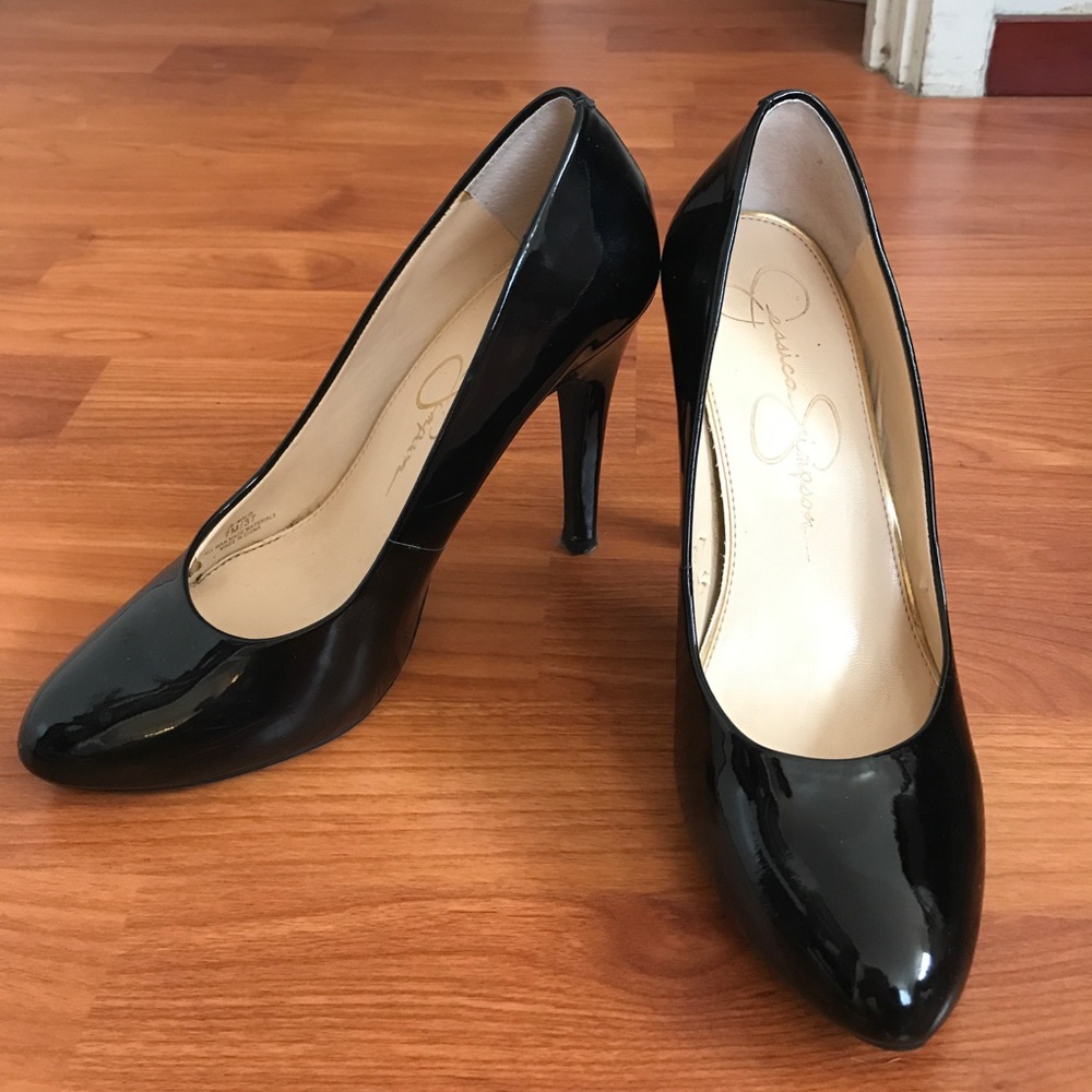 Jessica Simpson Pumps - Picture 2 of 3