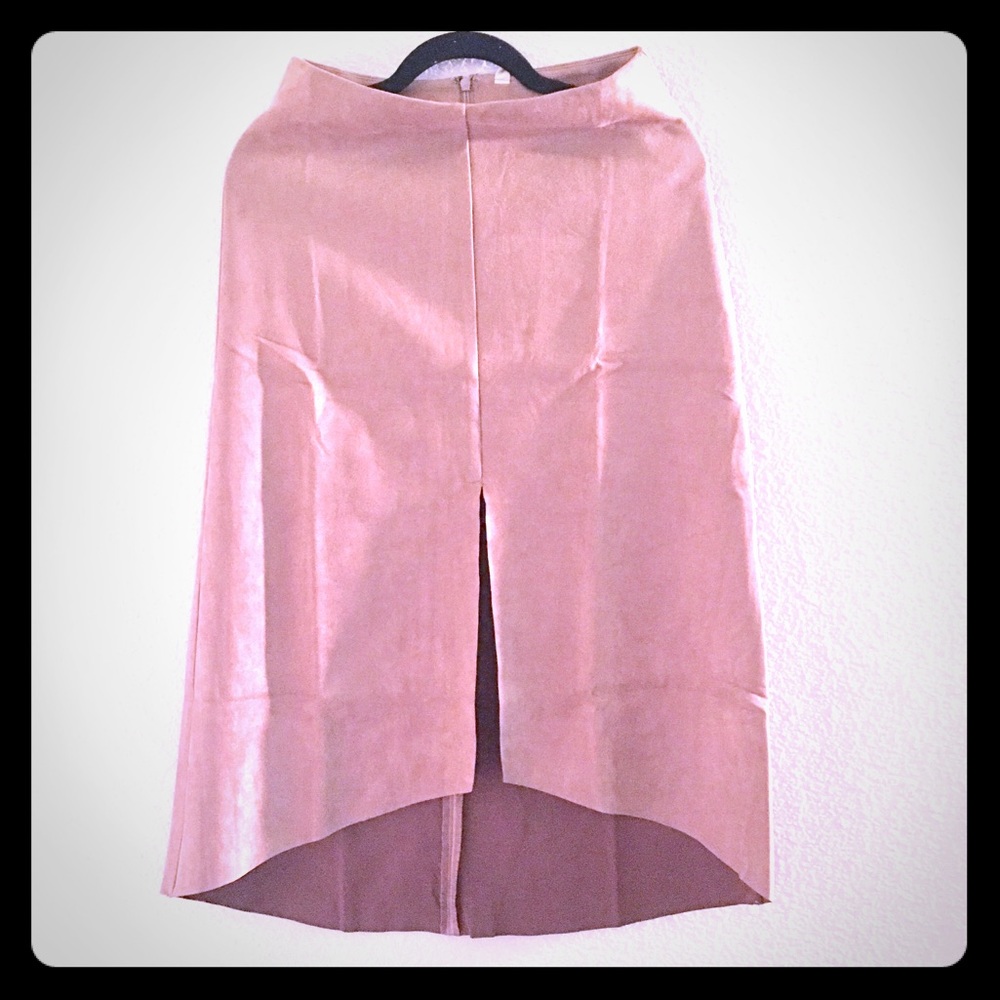 State of Being Faux Suede Skirt. Small NWT