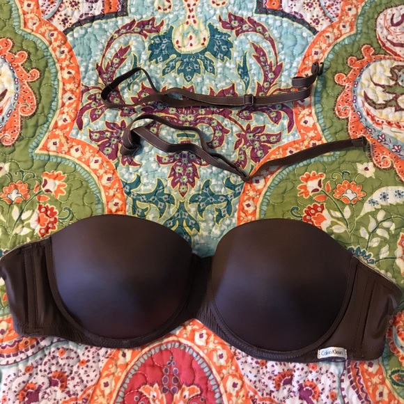 34B Calvin Klein Bra Dark grey--never worn - Picture 1 of 1