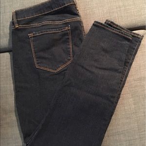 Old Navy Rockstar Skinny Jean