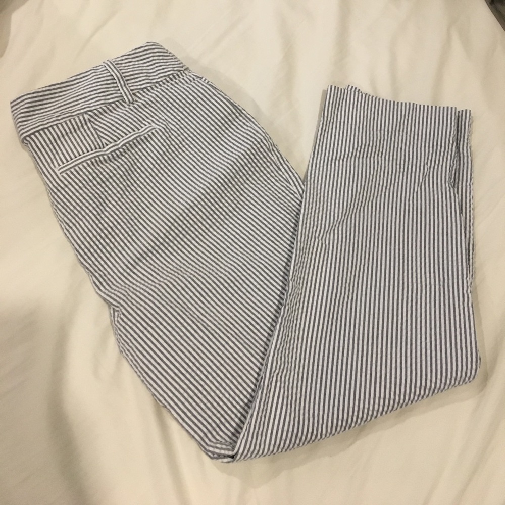 Loft Ankle Pant. Size 4P.