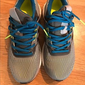 🏅Just In!🏅Adidas running shoe