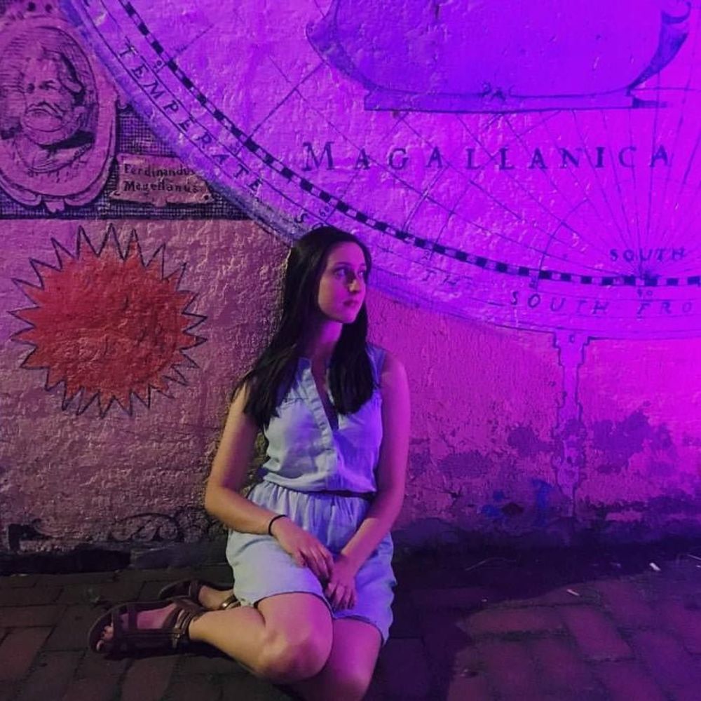 Meet your Posher, Lauren