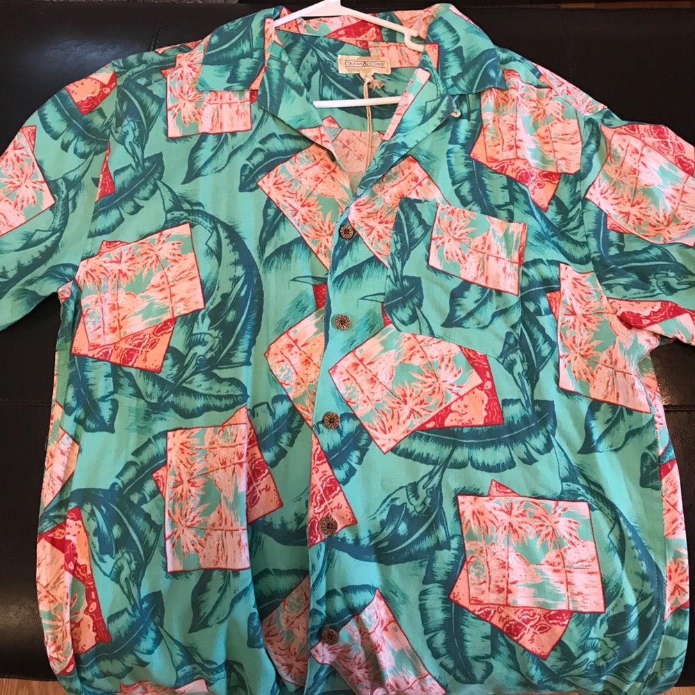 (NWT) Short sleeve Hawaiian button up (new)