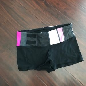 LuLuLemon boogie short!