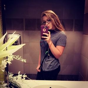 Meet your Posher, Mallorie