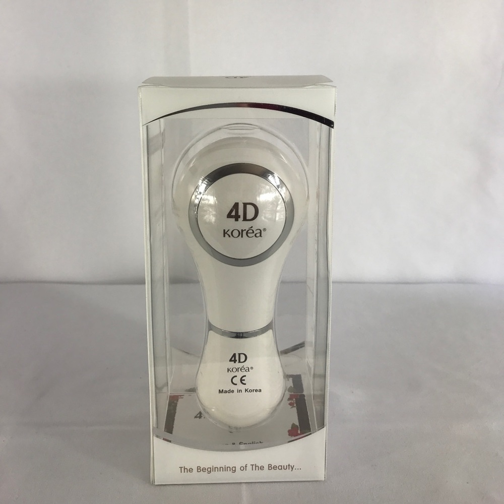 4D Koréa Motion Cleanser.