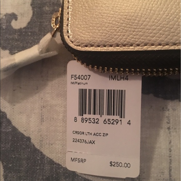 Coach Wallet - Picture 3 of 4