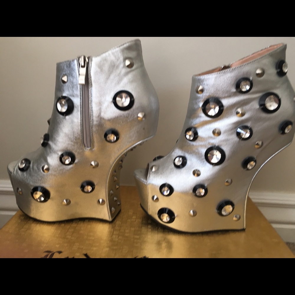 LIKE NEW LADY COUTURE OMG PEEP TOE DESIGNER WEDGES - Picture 5 of 8