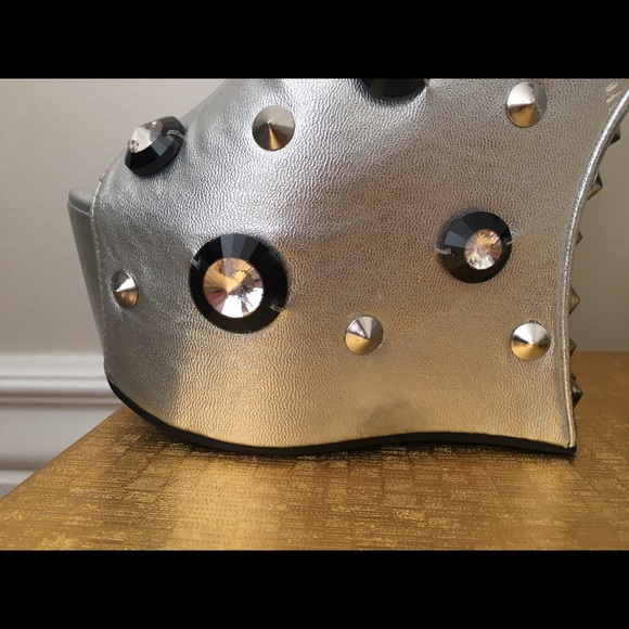 LIKE NEW LADY COUTURE OMG PEEP TOE DESIGNER WEDGES - Picture 6 of 8