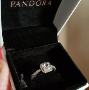 Pandora timeless elegance ring size 7.5 or (54)