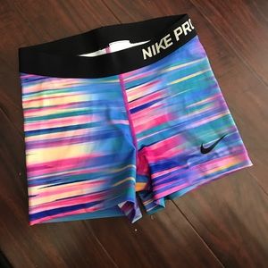 Never worn, missing tags Nike pro shorts