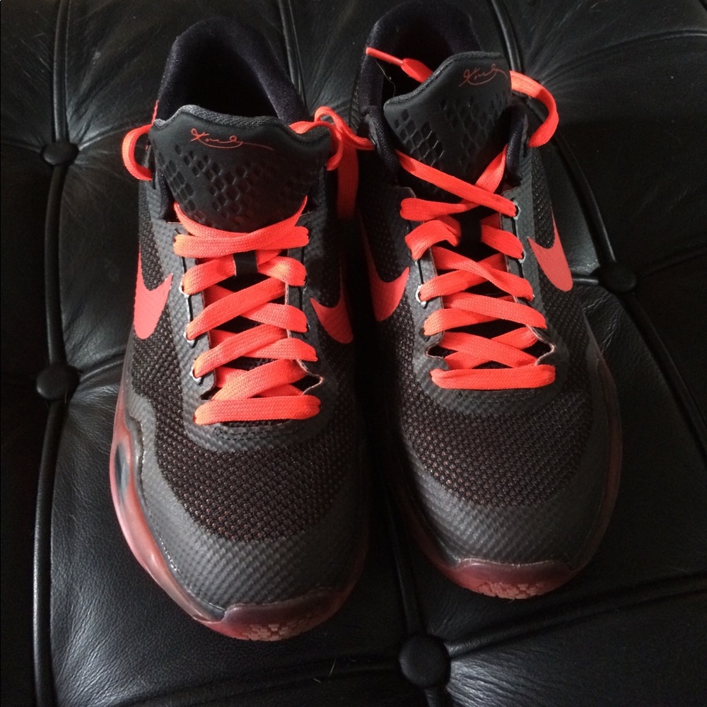 Kobe X