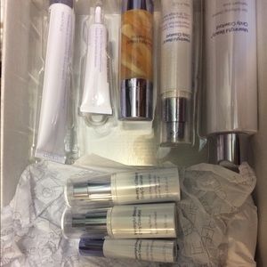 Cindy Crawford Meaningful Beauty