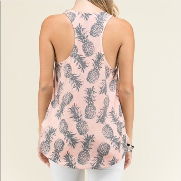 << Pink Pineapple Summer Tank Top >> - Picture 2 of 3