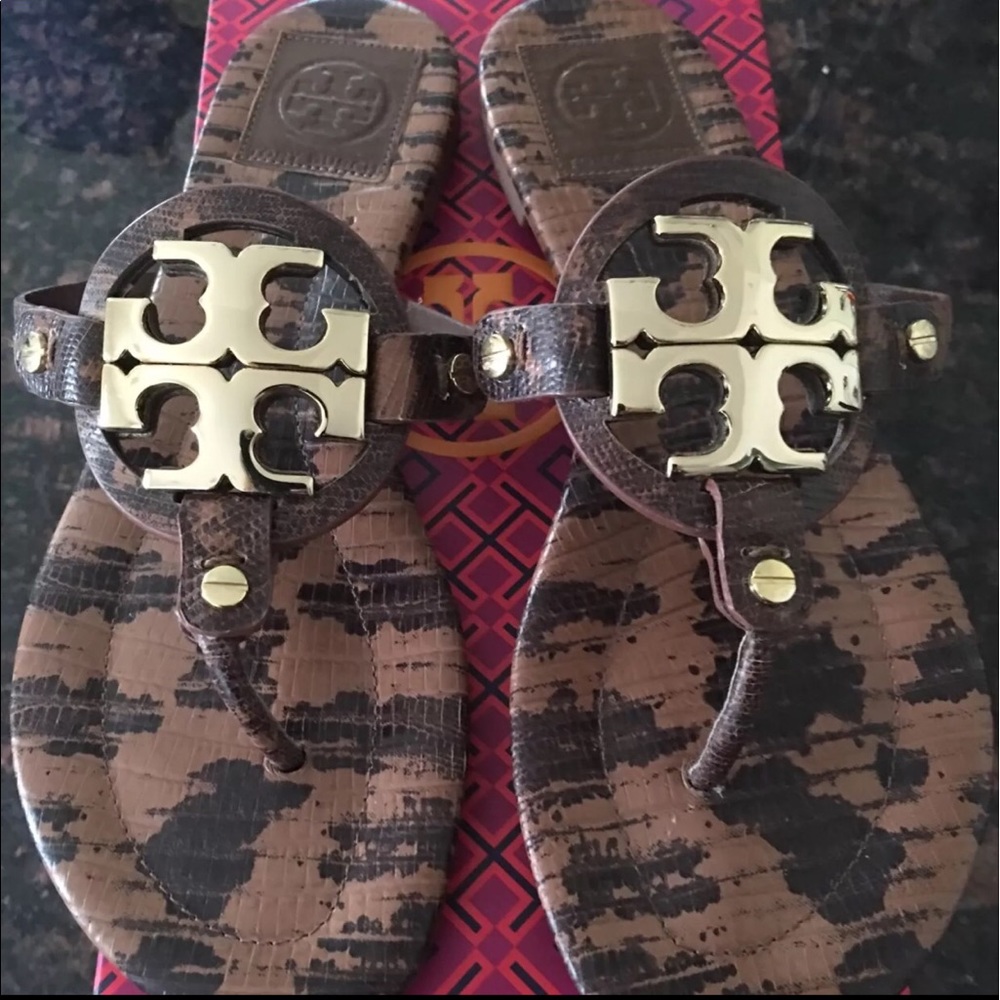 Tory Burch size 7 Miller