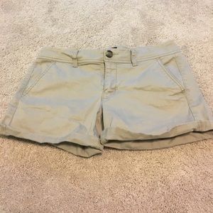 American Eagle Midi Shorts Khaki