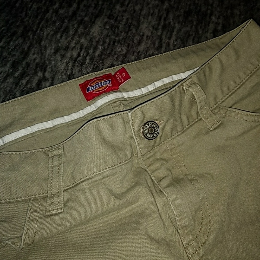 Dickies khakis