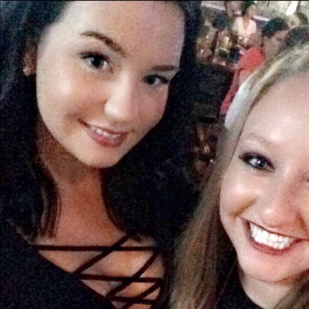 Meet your Posher, Lauren