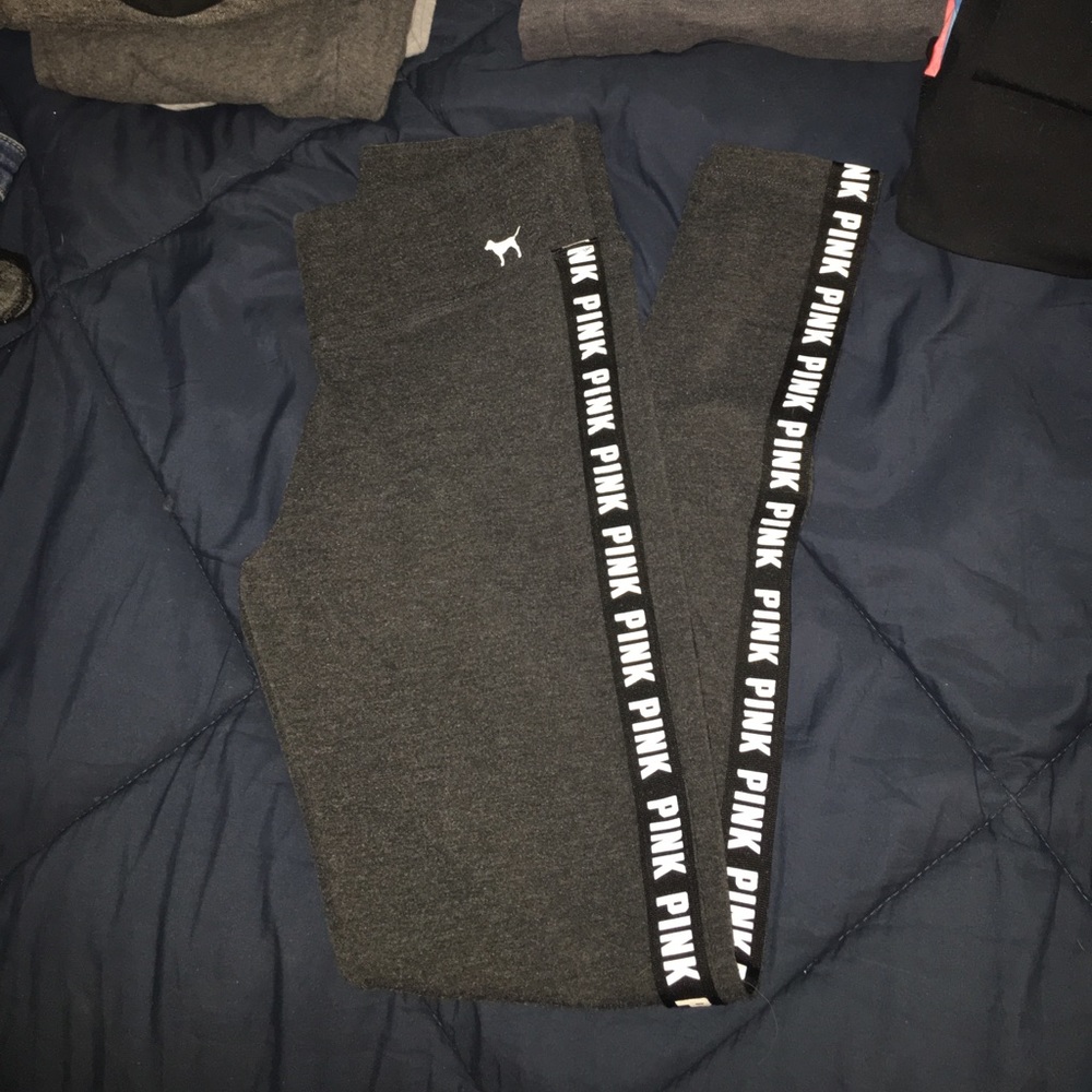 Victoria's Secret pink yoga leggings XS