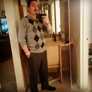 Meet your Posher, Nicholas