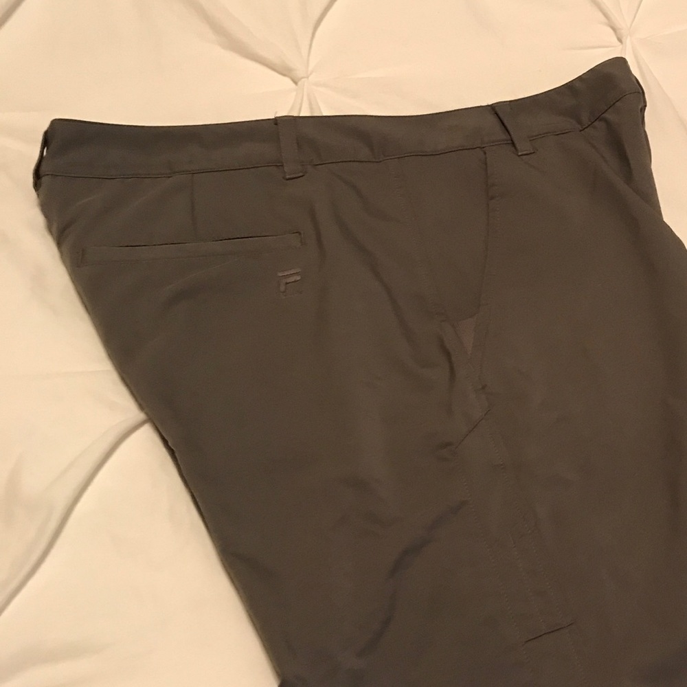 Men's size 34 grey dry fit Fila Brand golf shorts