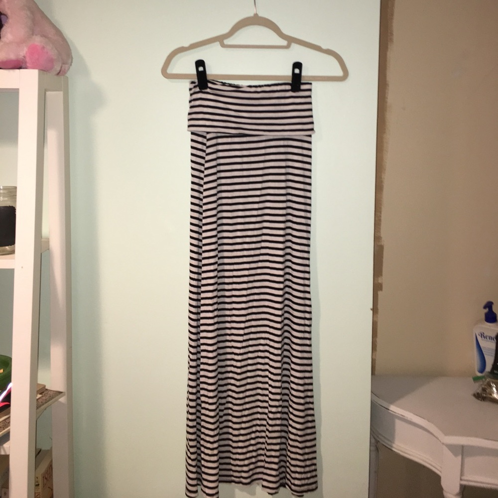NOLLIE Striped Maxi Skirt