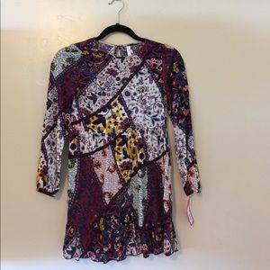 Fun floral loose long sleeve girls dress!