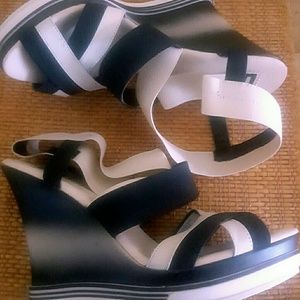 NINE WEST Wedge Sandals (NWOT)