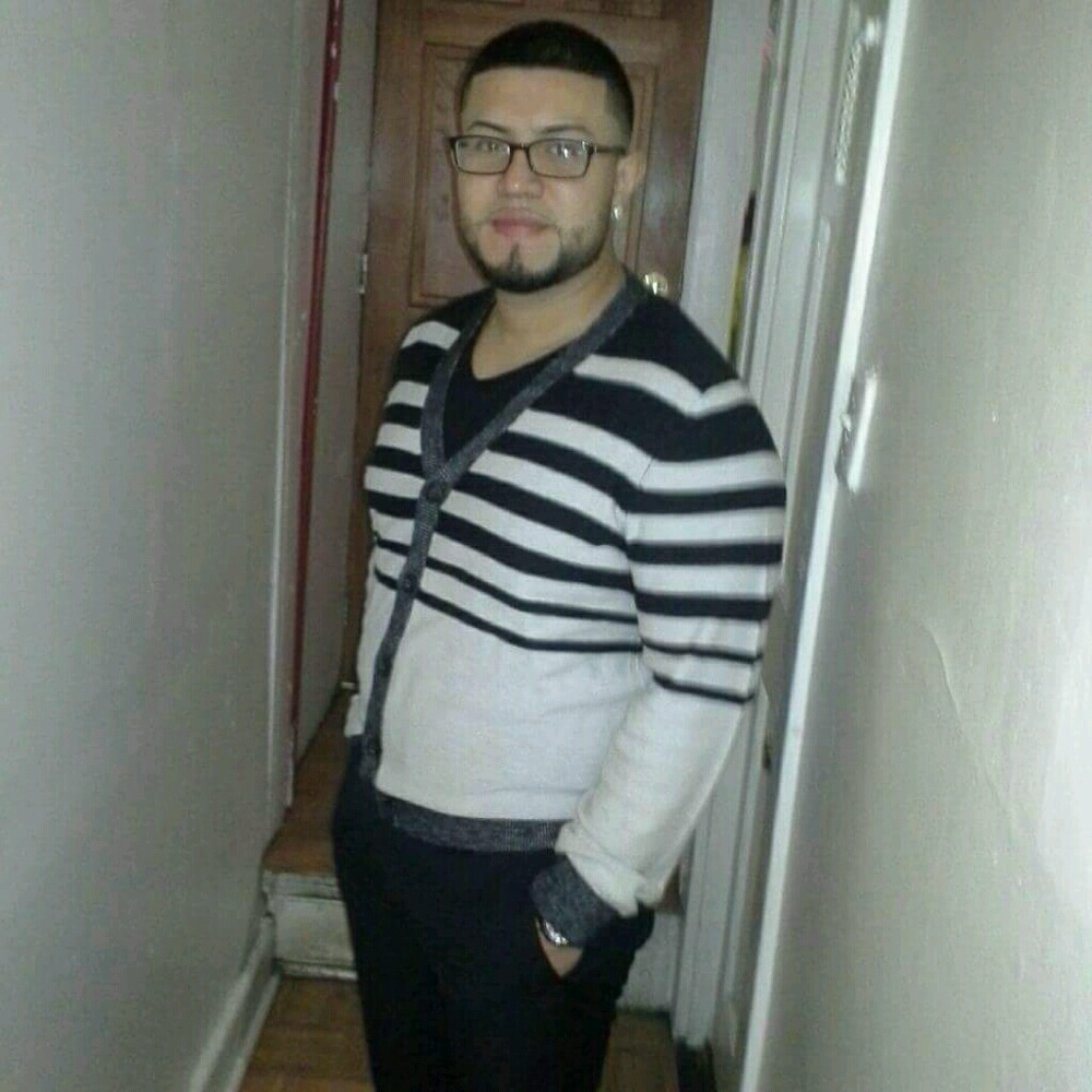 Meet your Posher, Esteban