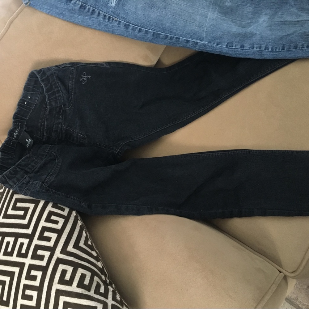 Jean - Picture 2 of 5