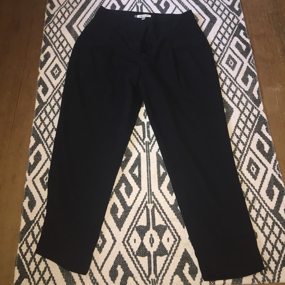 Cropped Capri professional pants