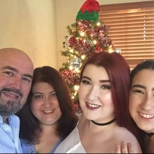 Meet your Posher, Yvette