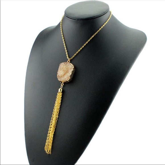 Boho Druzy & tassel 30" necklace NWT $69 retail - Picture 4 of 7