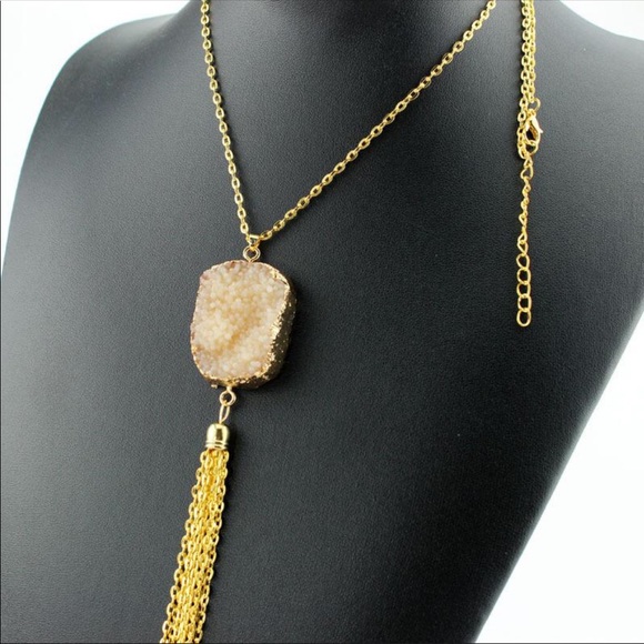 Boho Druzy & tassel 30" necklace NWT $69 retail - Picture 6 of 7