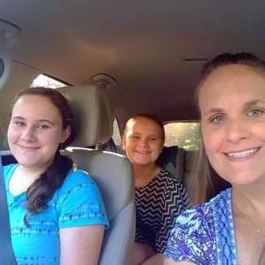 Meet your Posher, Renee