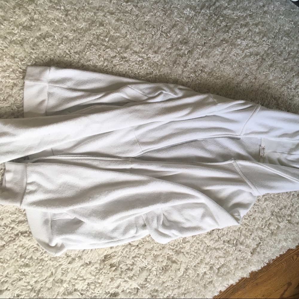 Brandy Melville white hoodie