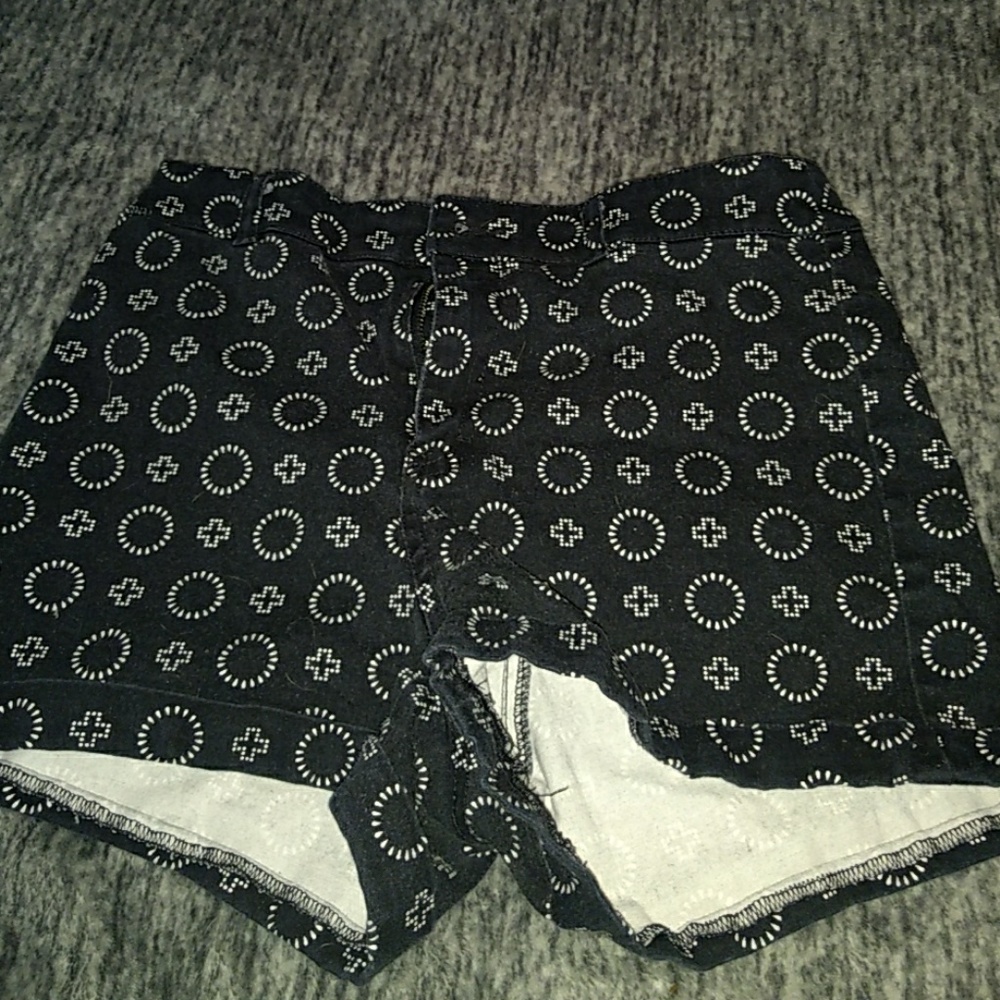 High wasted shorts