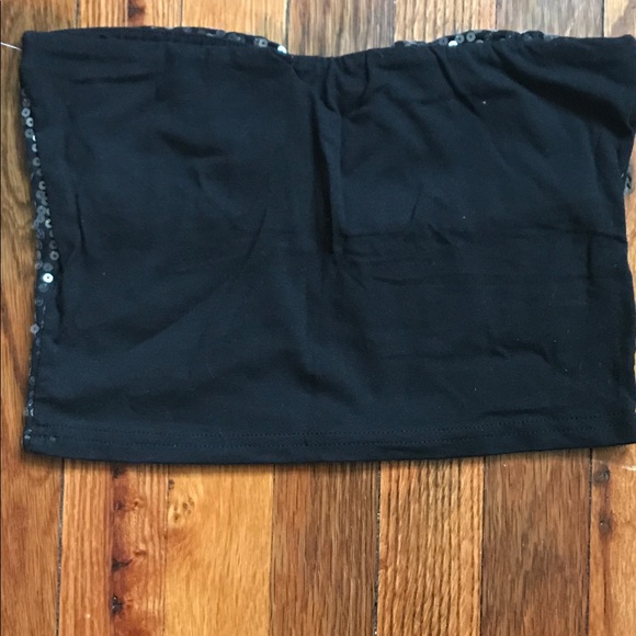 Sale! ❤️4 for $20❤️ GLO Jeans Sequins Tube Top - Picture 2 of 3